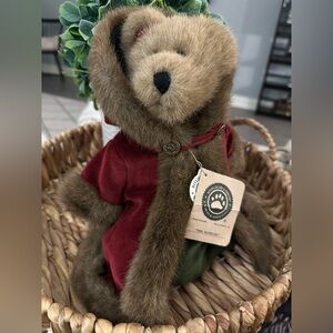 Mrs Bayberry Boyds Bear - Retired